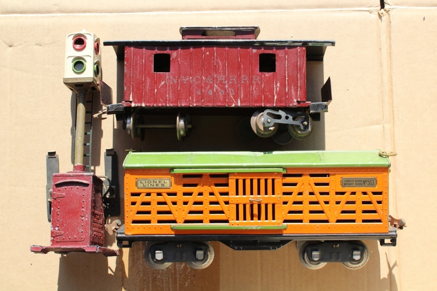 Image for Gallery/Estate, Vintage Clothing and Train Auction: 11-30-17