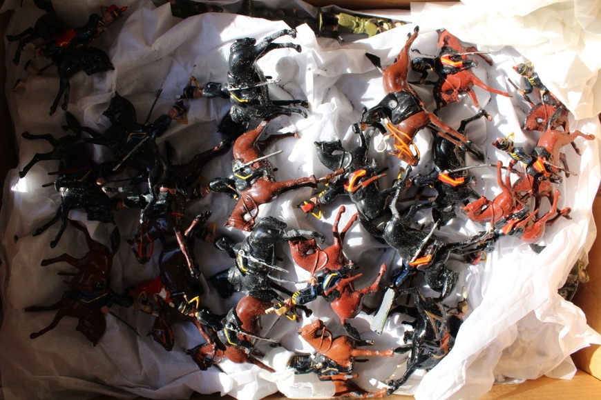 Image for Gallery/Estate, Vintage Clothing and Train Auction: 11-30-17