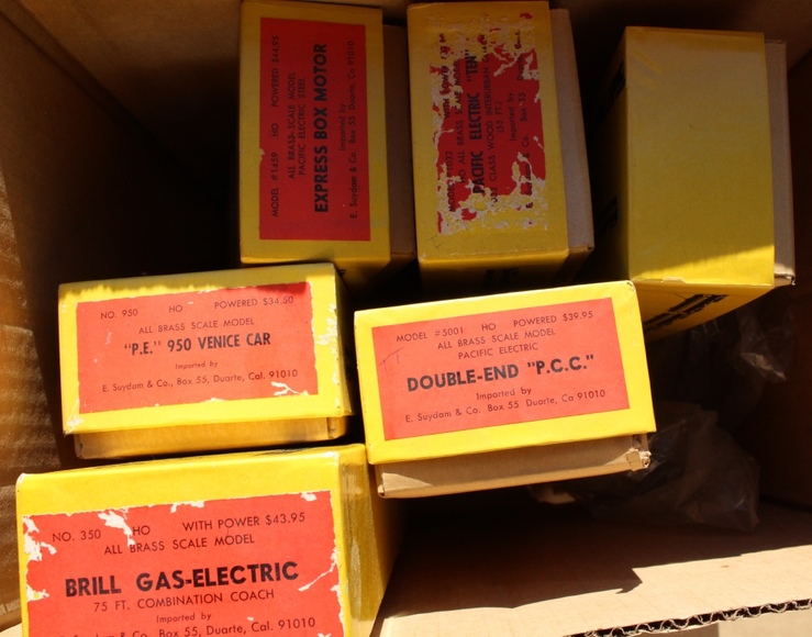 Image for Gallery/Estate, Vintage Clothing and Train Auction: 11-30-17