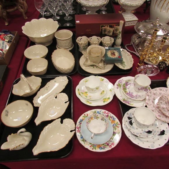 Image for Gallery/Estate, Vintage Clothing and Train Auction: 11-30-17