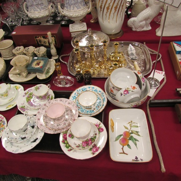 Image for Gallery/Estate, Vintage Clothing and Train Auction: 11-30-17