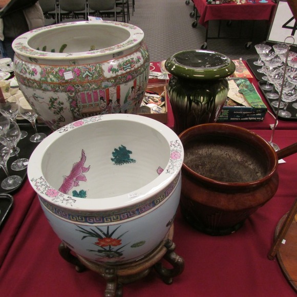 Image for Gallery/Estate, Vintage Clothing and Train Auction: 11-30-17