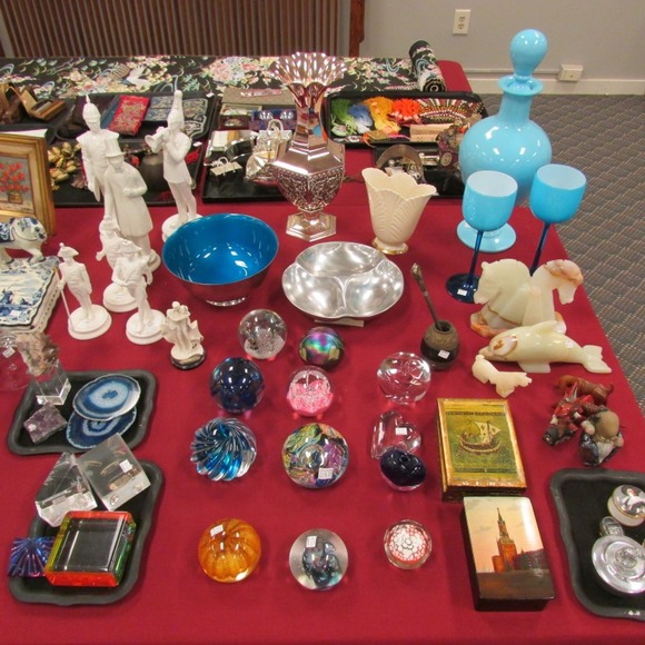 Image for Gallery/Estate, Vintage Clothing and Train Auction: 11-30-17