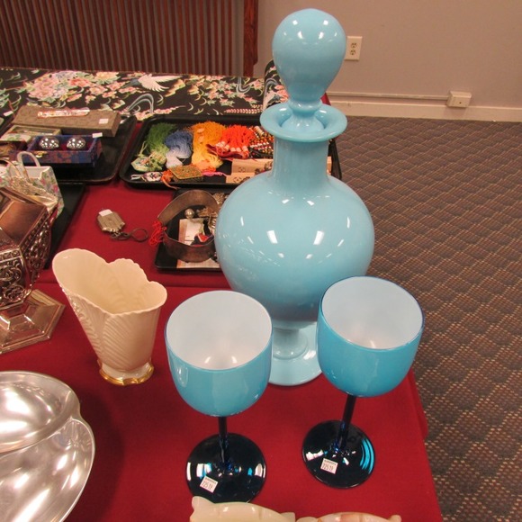 Image for Gallery/Estate, Vintage Clothing and Train Auction: 11-30-17