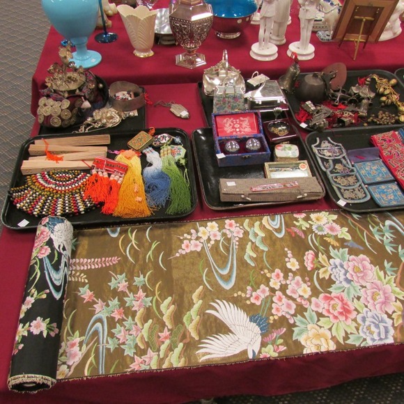 Image for Gallery/Estate, Vintage Clothing and Train Auction: 11-30-17