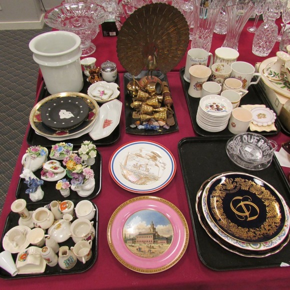 Image for Gallery/Estate, Vintage Clothing and Train Auction: 11-30-17