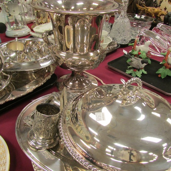 Image for Gallery/Estate, Vintage Clothing and Train Auction: 11-30-17