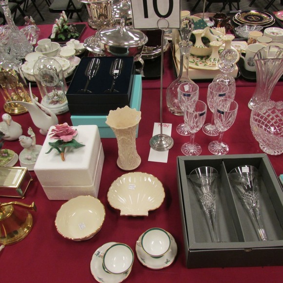 Image for Gallery/Estate, Vintage Clothing and Train Auction: 11-30-17