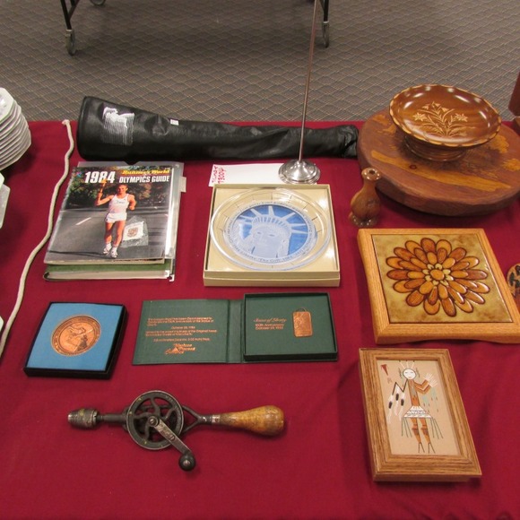 Image for Gallery/Estate, Vintage Clothing and Train Auction: 11-30-17