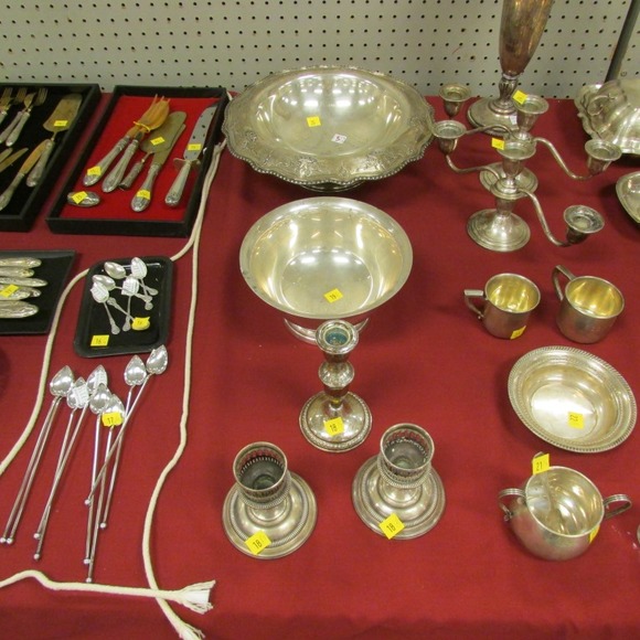 Image for Gallery/Estate, Vintage Clothing and Train Auction: 11-30-17