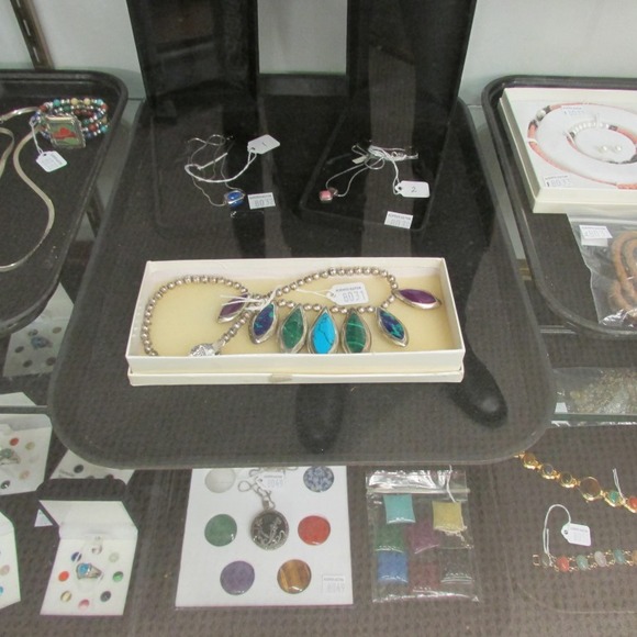 Image for Gallery/Estate, Vintage Clothing and Train Auction: 11-30-17