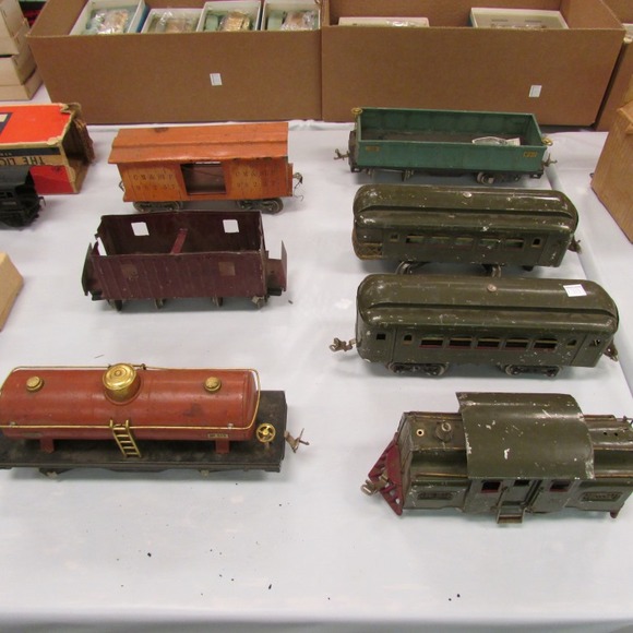 Image for Gallery/Estate, Vintage Clothing and Train Auction: 11-30-17