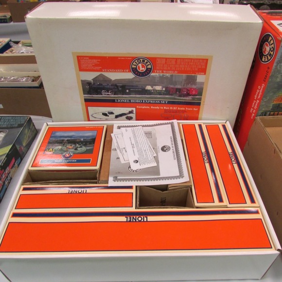 Image for Gallery/Estate, Vintage Clothing and Train Auction: 11-30-17