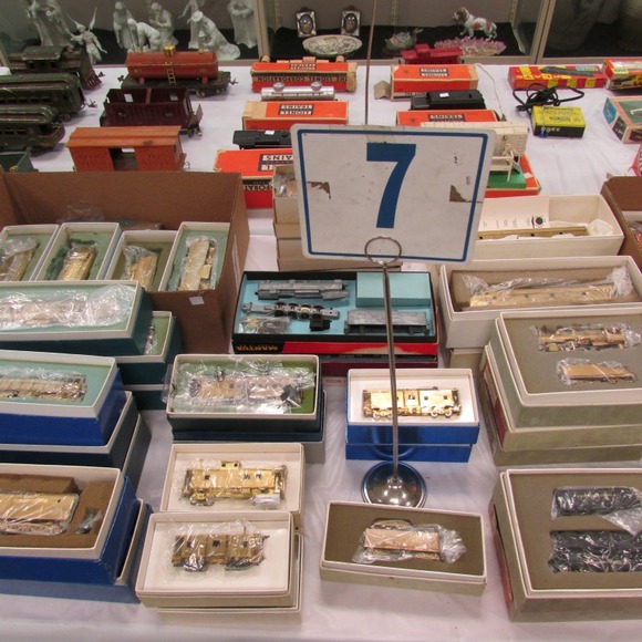 Image for Gallery/Estate, Vintage Clothing and Train Auction: 11-30-17