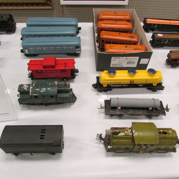 Image for Gallery/Estate, Vintage Clothing and Train Auction: 11-30-17