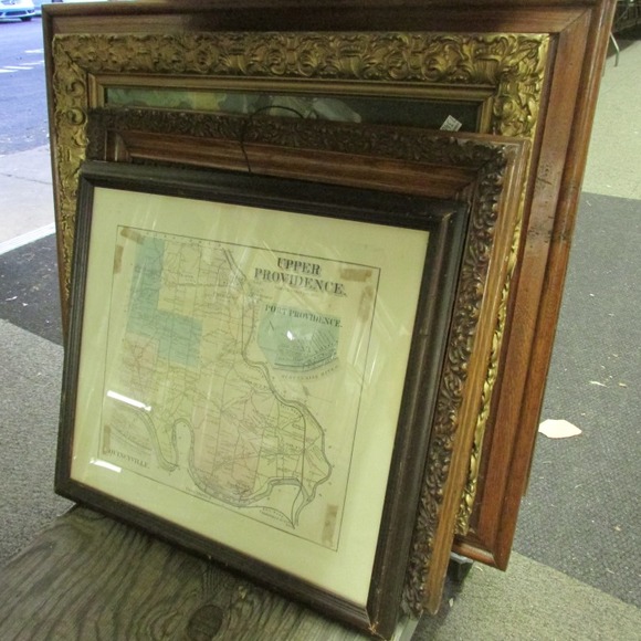 Image for Gallery/Estate, Vintage Clothing and Train Auction: 11-30-17