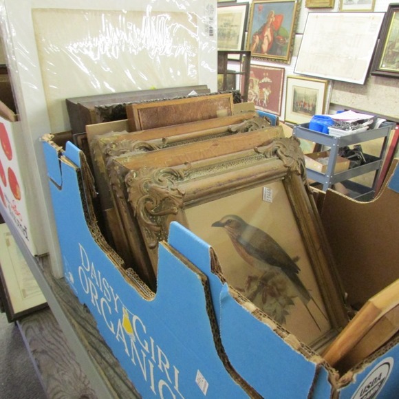 Image for Gallery/Estate, Vintage Clothing and Train Auction: 11-30-17