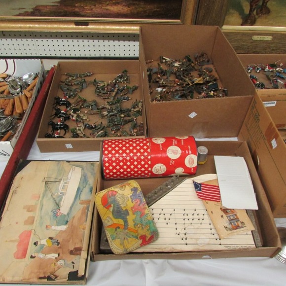 Image for Gallery/Estate, Vintage Clothing and Train Auction: 11-30-17