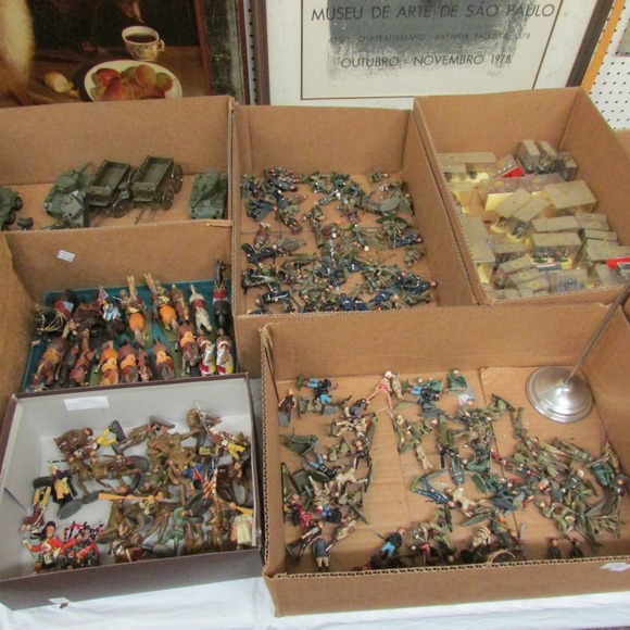 Image for Gallery/Estate, Vintage Clothing and Train Auction: 11-30-17