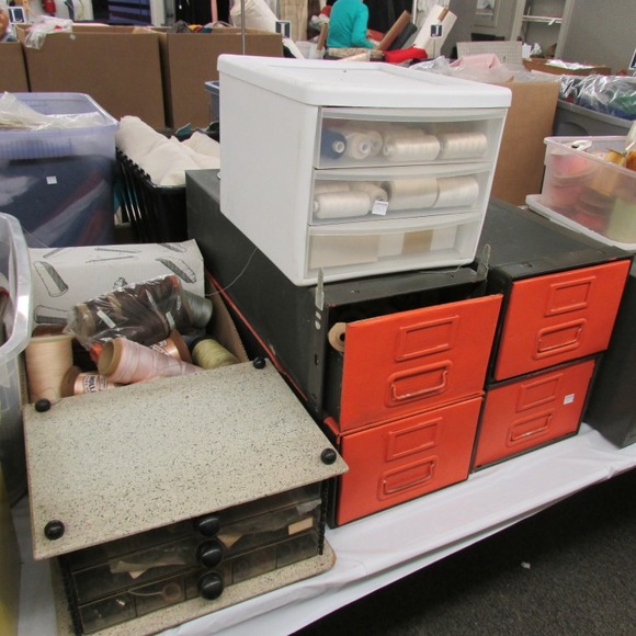 Image for Gallery/Estate, Vintage Clothing and Train Auction: 11-30-17