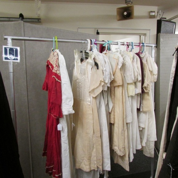 Image for Gallery/Estate, Vintage Clothing and Train Auction: 11-30-17