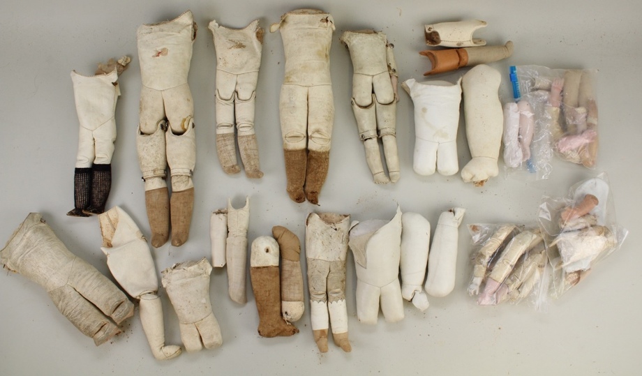 Image for Online Only - Antique German Bisque Dolls & Body Parts: 1-16-18