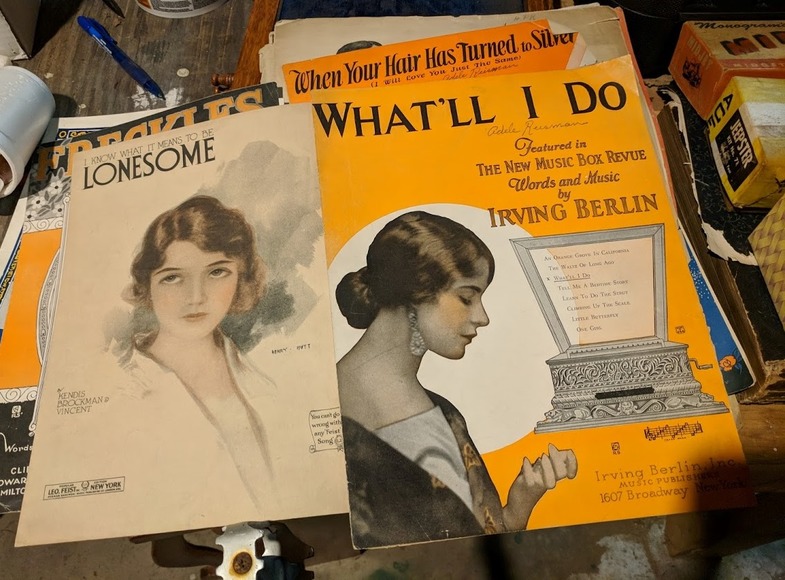 Image for Gallery/Estate, Brass Trains, Comic Books and African Tribal Art Auction: 12-28-17