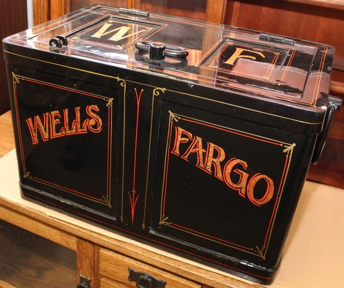 Image for Gallery/Estate, Brass Trains, Comic Books and African Tribal Art Auction: 12-28-17