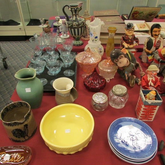 Image for Gallery/Estate, Brass Trains, Comic Books and African Tribal Art Auction: 12-28-17