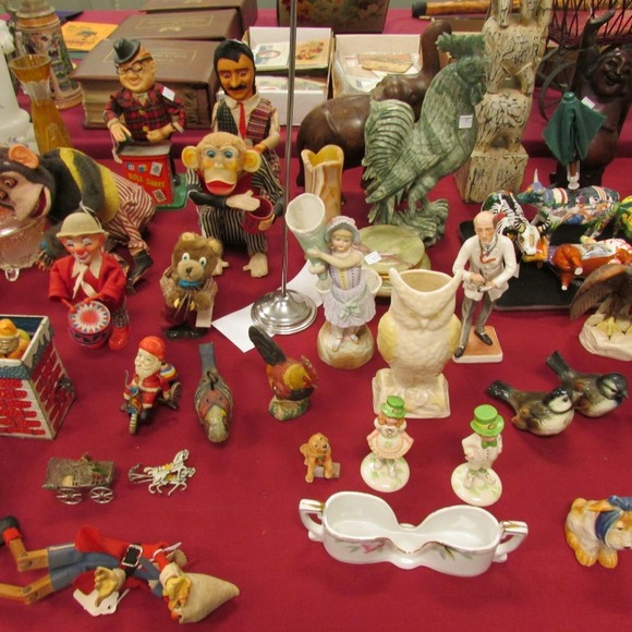 Image for Gallery/Estate, Brass Trains, Comic Books and African Tribal Art Auction: 12-28-17