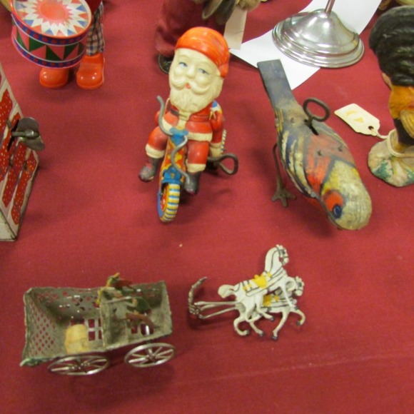 Image for Gallery/Estate, Brass Trains, Comic Books and African Tribal Art Auction: 12-28-17