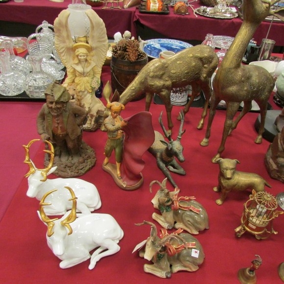 Image for Gallery/Estate, Brass Trains, Comic Books and African Tribal Art Auction: 12-28-17