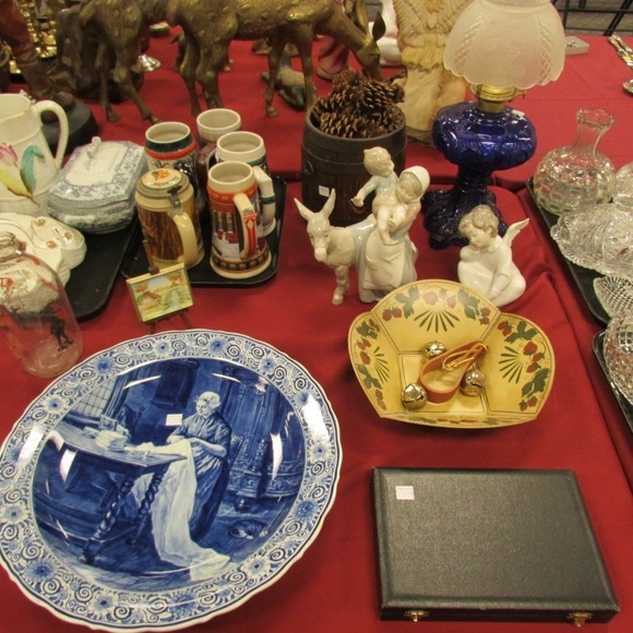 Image for Gallery/Estate, Brass Trains, Comic Books and African Tribal Art Auction: 12-28-17