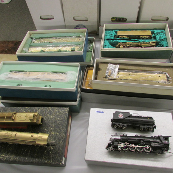 Image for Gallery/Estate, Brass Trains, Comic Books and African Tribal Art Auction: 12-28-17