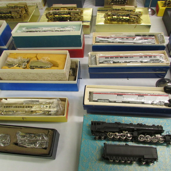 Image for Gallery/Estate, Brass Trains, Comic Books and African Tribal Art Auction: 12-28-17