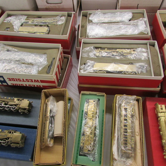 Image for Gallery/Estate, Brass Trains, Comic Books and African Tribal Art Auction: 12-28-17