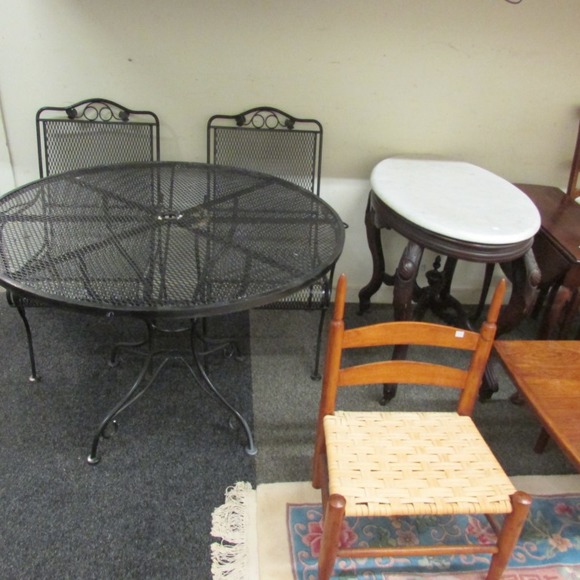 Image for Gallery/Estate and Doll Auction: 1-18-18