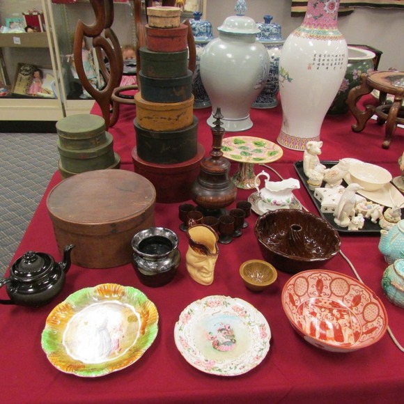 Image for Gallery/Estate and Doll Auction: 1-18-18