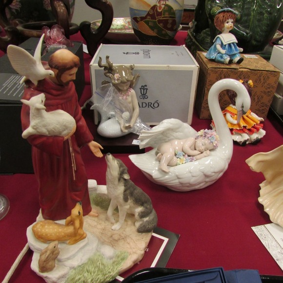 Image for Gallery/Estate and Doll Auction: 1-18-18