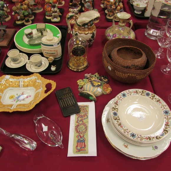 Image for Gallery/Estate and Doll Auction: 1-18-18