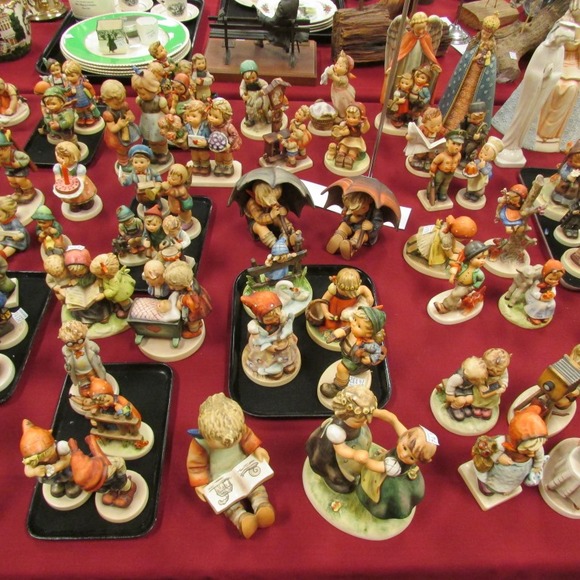 Image for Gallery/Estate and Doll Auction: 1-18-18