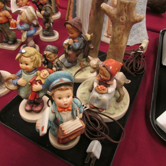 Image for Gallery/Estate and Doll Auction: 1-18-18