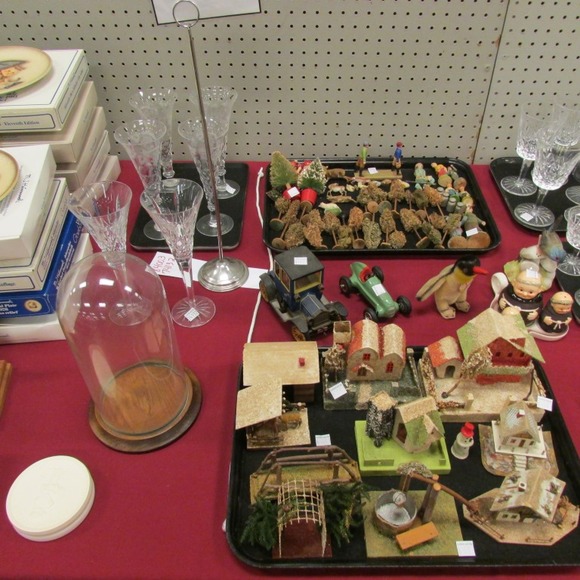 Image for Gallery/Estate and Doll Auction: 1-18-18