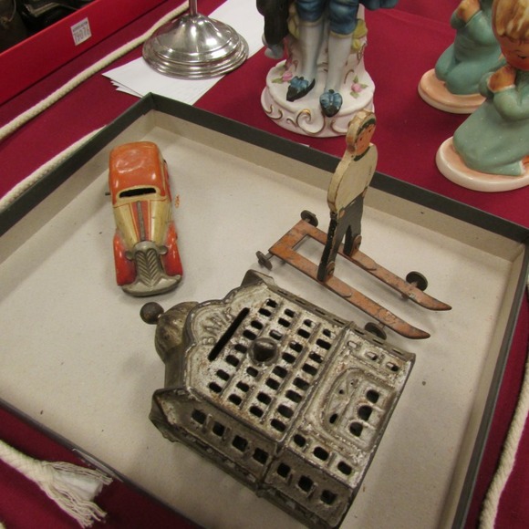 Image for Gallery/Estate and Doll Auction: 1-18-18