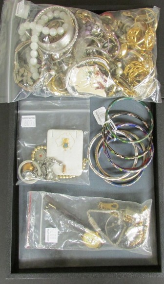 Image for Gallery/Estate and Doll Auction: 1-18-18