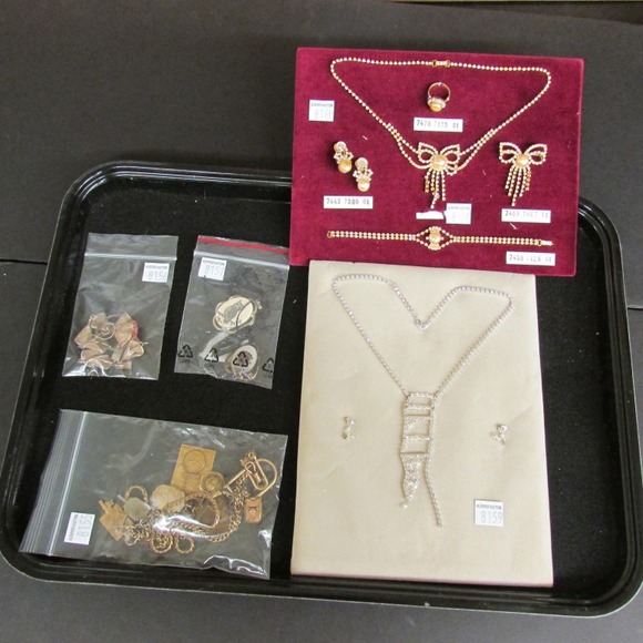 Image for Gallery/Estate and Doll Auction: 1-18-18