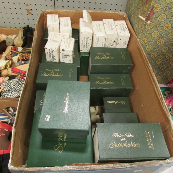 Image for Gallery/Estate and Doll Auction: 1-18-18