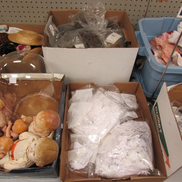 Image for Gallery/Estate and Doll Auction: 1-18-18