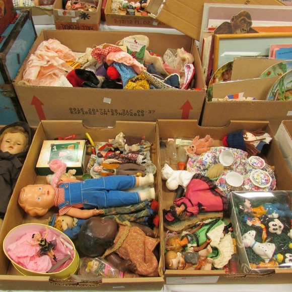 Image for Gallery/Estate and Doll Auction: 1-18-18