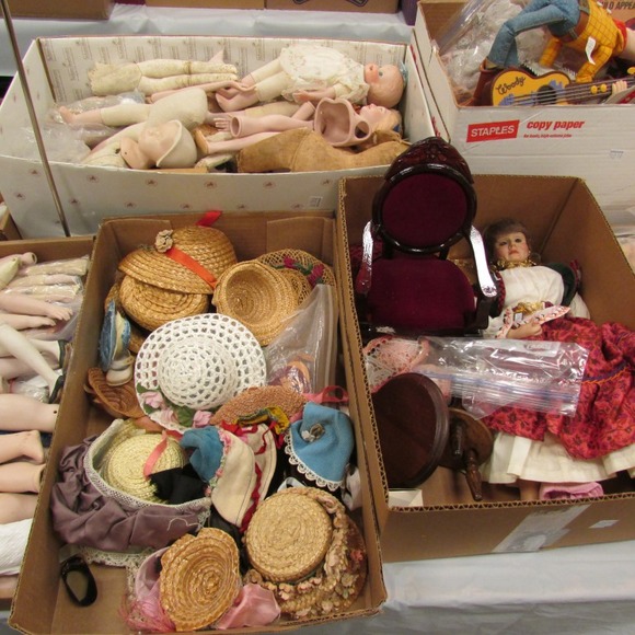 Image for Gallery/Estate and Doll Auction: 1-18-18